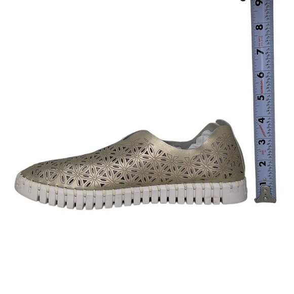 Ilse Jacobsen Hornbaek Women's Slip on Shoes Cut Out Floral Gold Size 41 - Picture 7 of 13